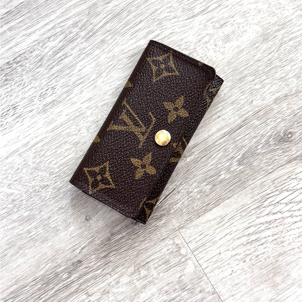 Louis Vuitton Brown Monogram Key Holder